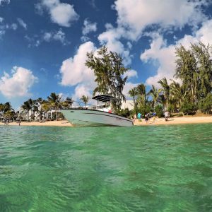 avis conseil recommandation tourisme taxi location voiture bateau voyage vacance île maurice port louis dauphins moyen de transport pratique arnaque