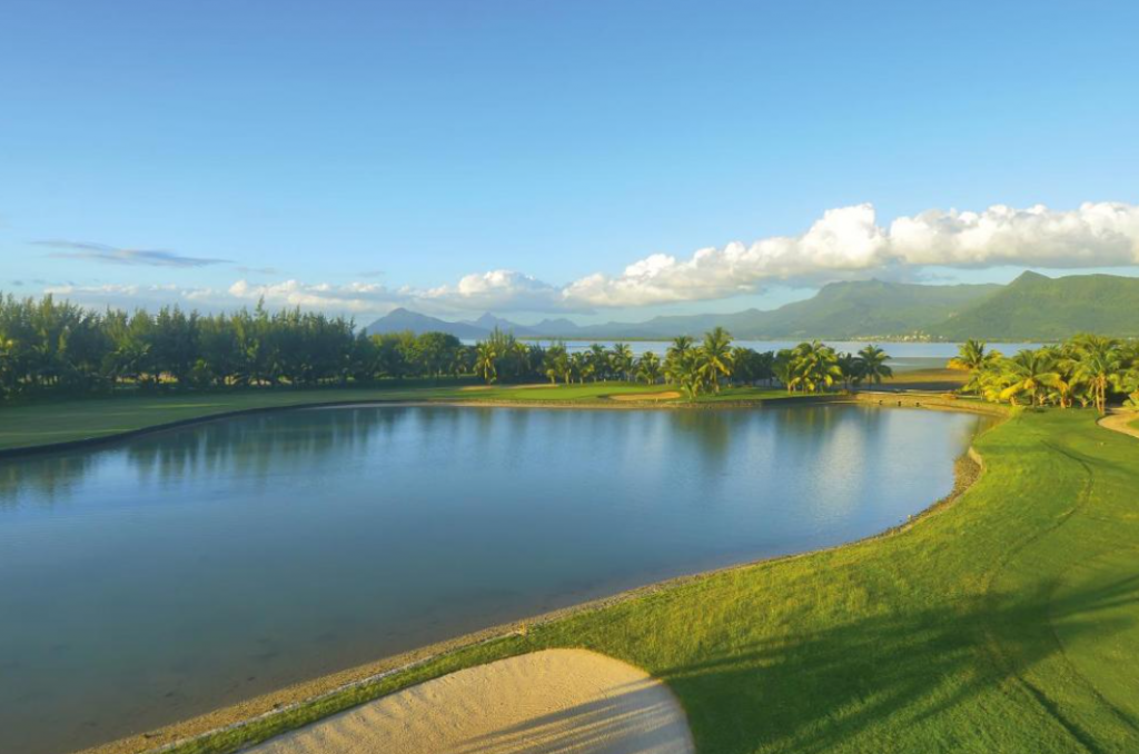 Dinarobin Beachcomber Golf Resort & Spa ile maurice golf
