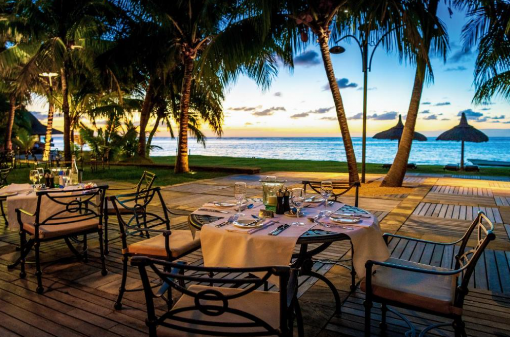 hôtels île maurice Dinarobin Beachcomber Golf Resort & Spa restaurant