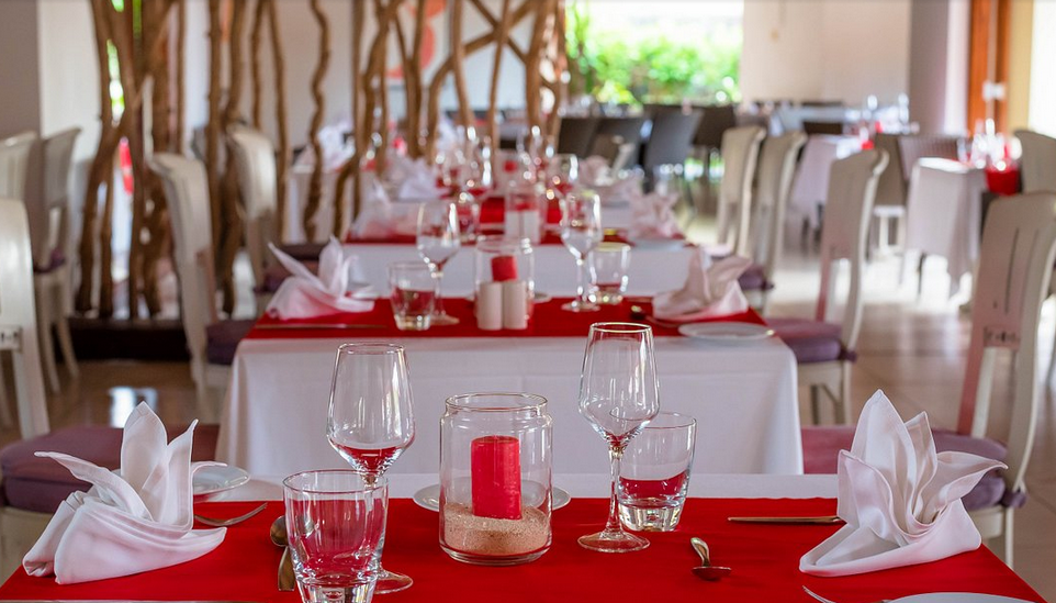 Tamassa Resort mariage table